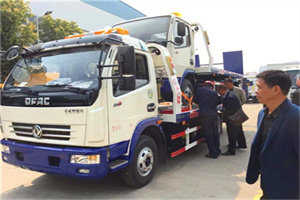 湘乡汽车道路救援拖车价格